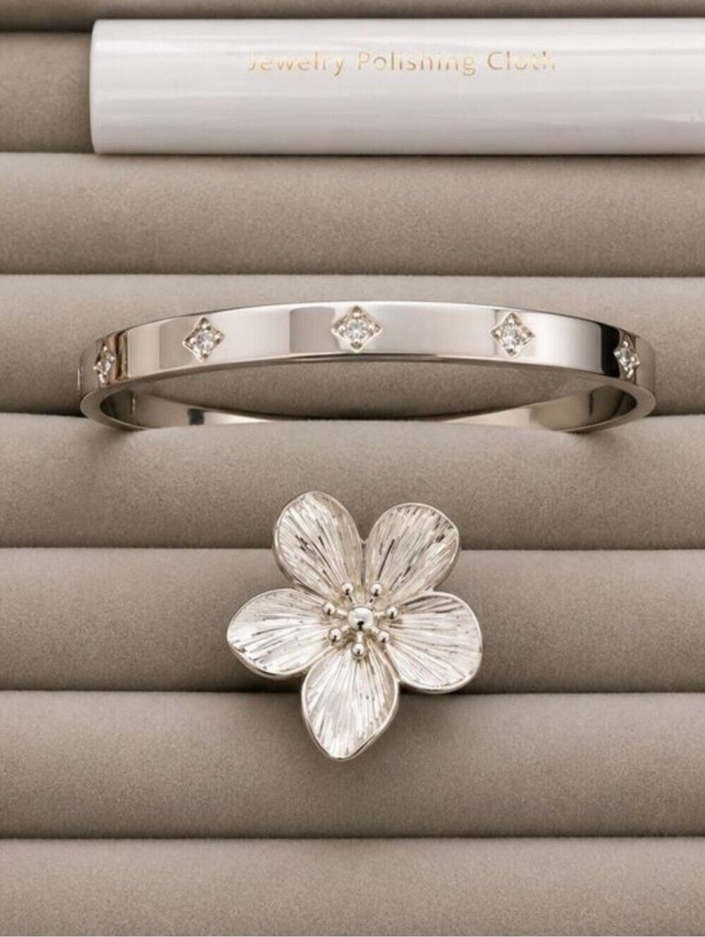 NWT Floral Statement Ring Size 7 and Bangle Jewelery Set